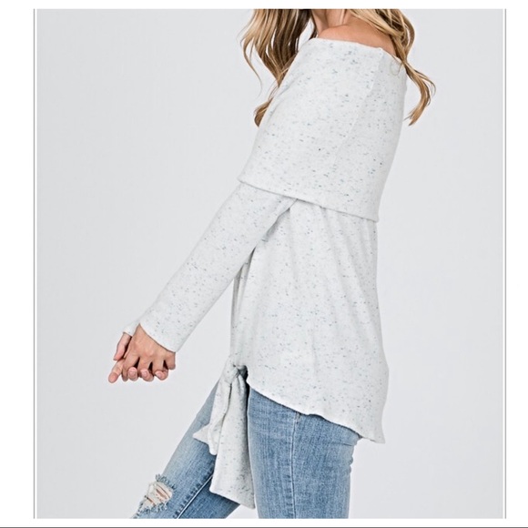 ✨LAST ONES ✨Off the shoulder soft top - Picture 5 of 8
